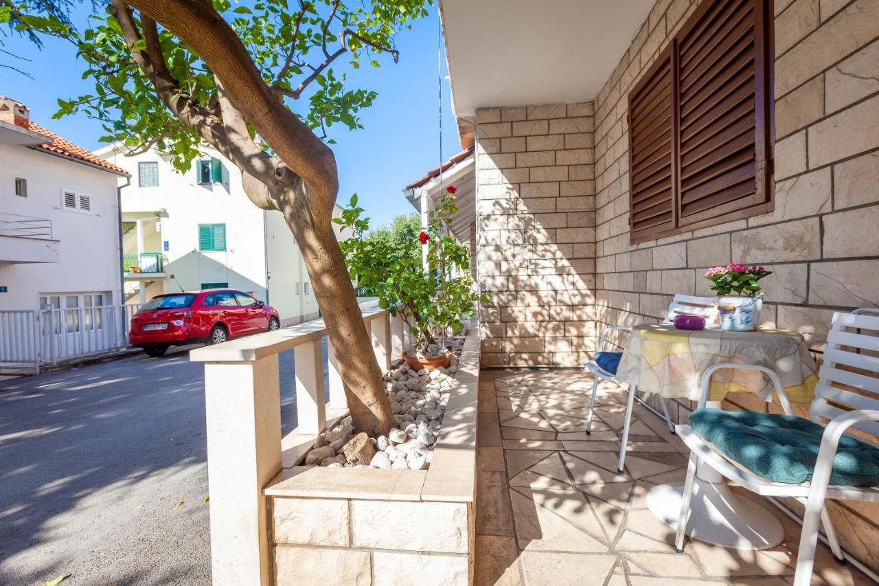 Apartmani Limun - Ivo I Dragica Simic - Макарска Экстерьер фото